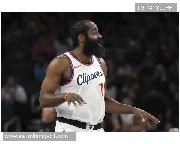 快船对阵鹈鹕比尔缺席前两场状态回暖未在伤病名单中